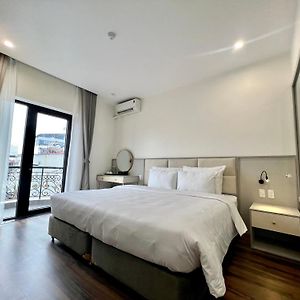Suite Balcony